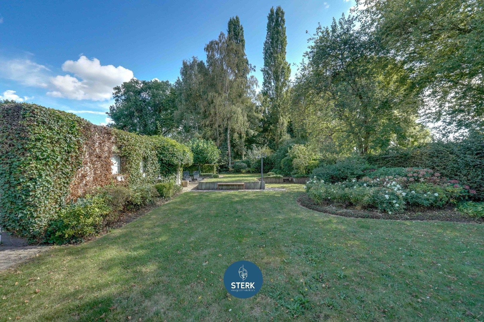 VERRASSEND RUIME GEZINSWONING MET EEN PRACHTIGE TUIN TE BOORSEM !  foto 30