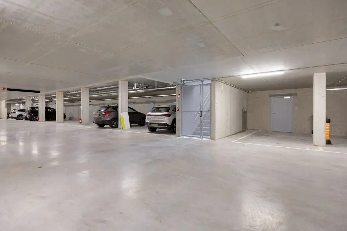 Instapklare woning met zeer goede afwerking, 3 slaapkamers, 3 badkamers, tuin, terras en autostaanplaats in het centrum van Tienen – EPC 27 kWh/m² - bewoonbare  foto 36