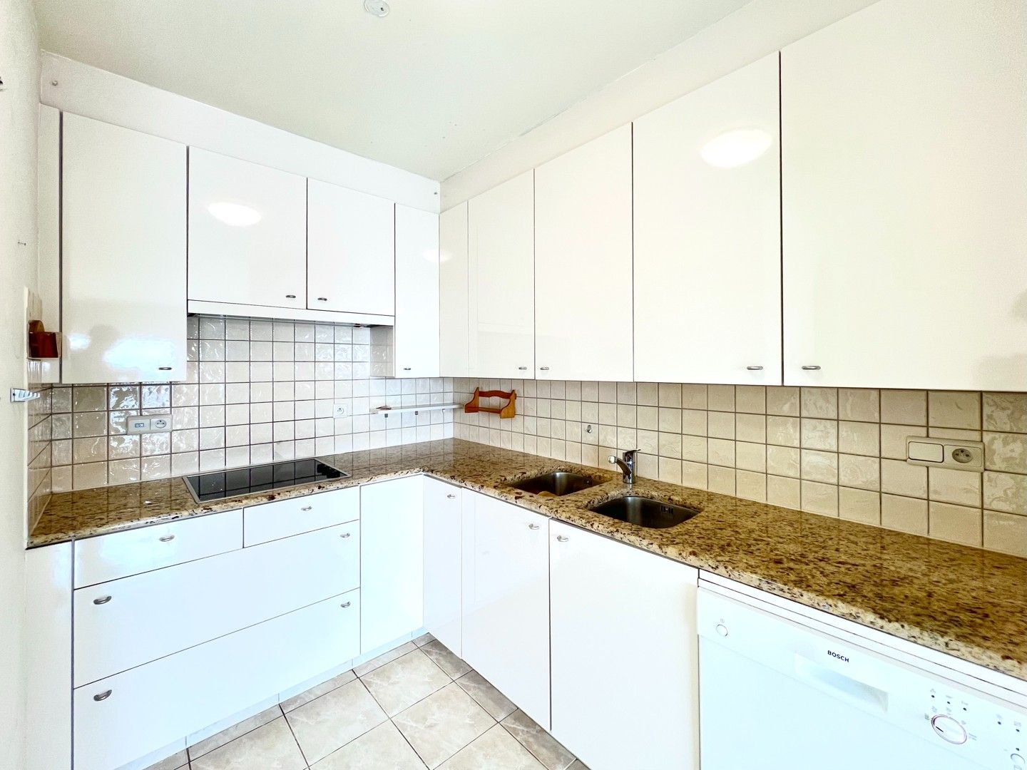 Appartement met 2 slaapkamers & dubbel terras! foto 7