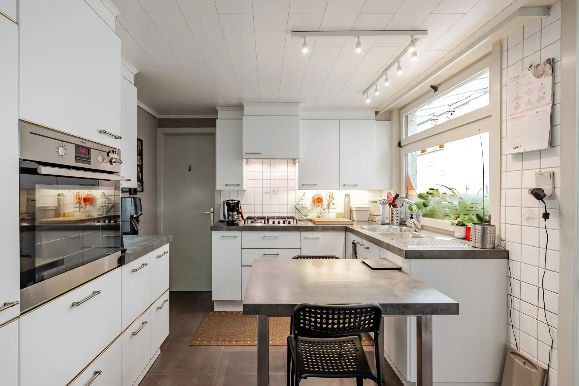 Instapklare woning met 2 slaapkamers en mooie tuin foto 8