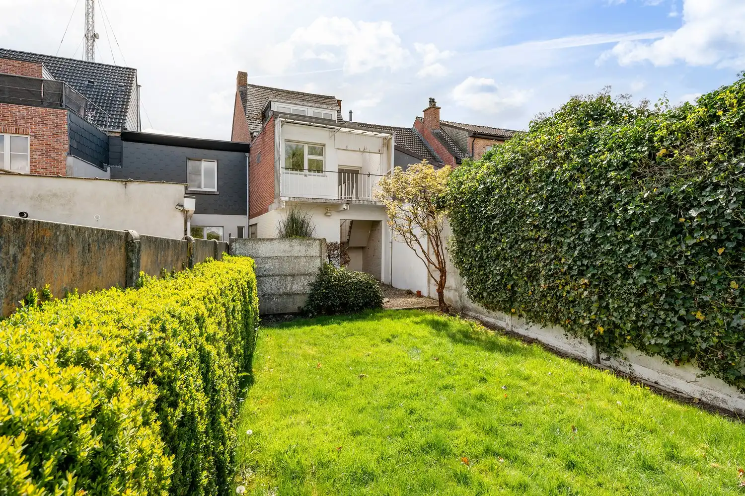 TE KOOP – Bel-étage woning op toplocatie in Berlaar. foto 32