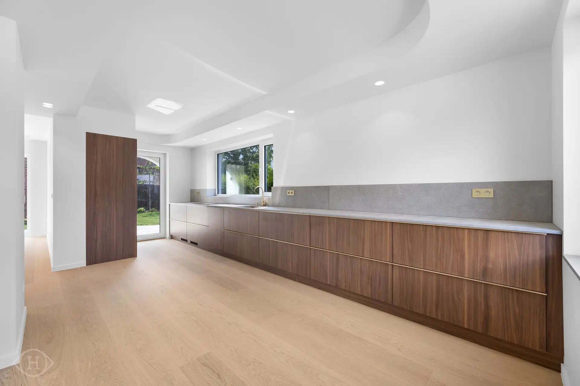 Gerenoveerde villa in gegeerde wijk Ter Elst foto 5