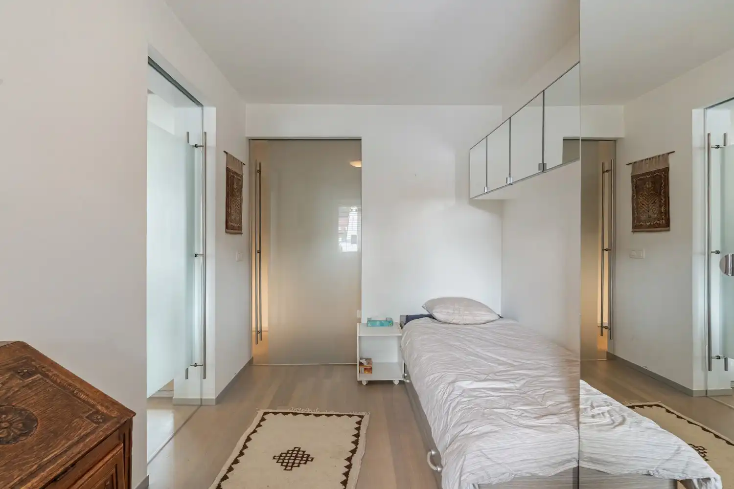 Ruim, modern en gelijkvloers appartement met 3 slaapkamers, een groot terras, 2 autostaanplaatsen en 2 kelders te centrum Leuven! foto 20