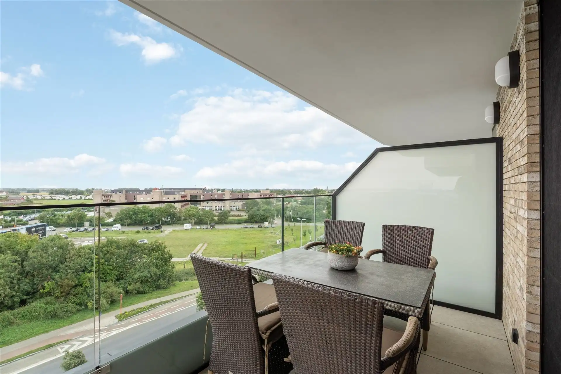 ZUIDGERICHT TERRAS / MODERN foto 9