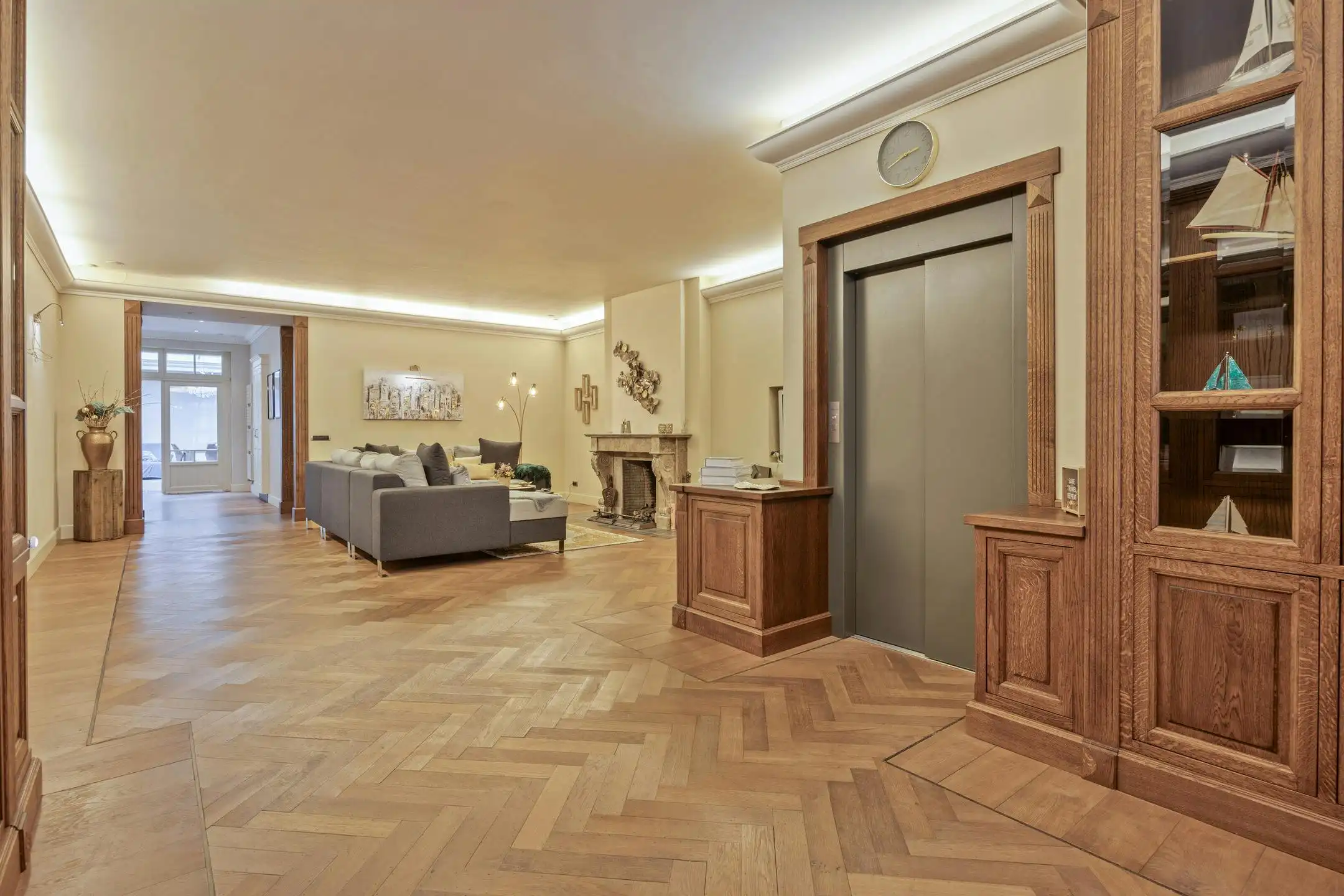 Uniek stadspand met dakterras in centrum Maaseik foto 4