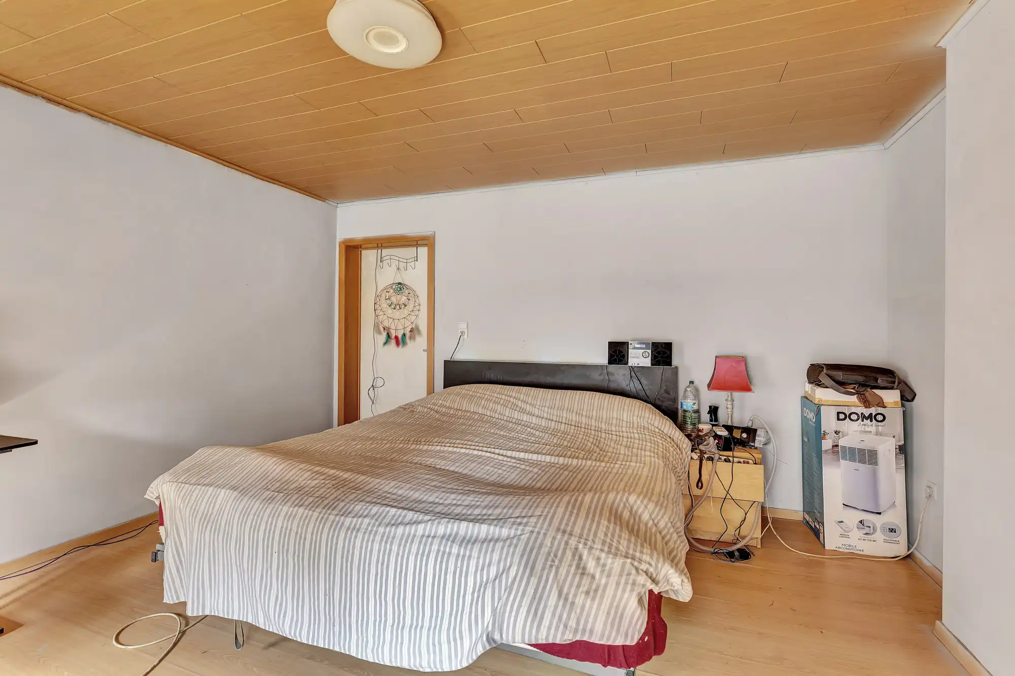 Te renoveren woning met 3 slaapkamers en garage foto 16