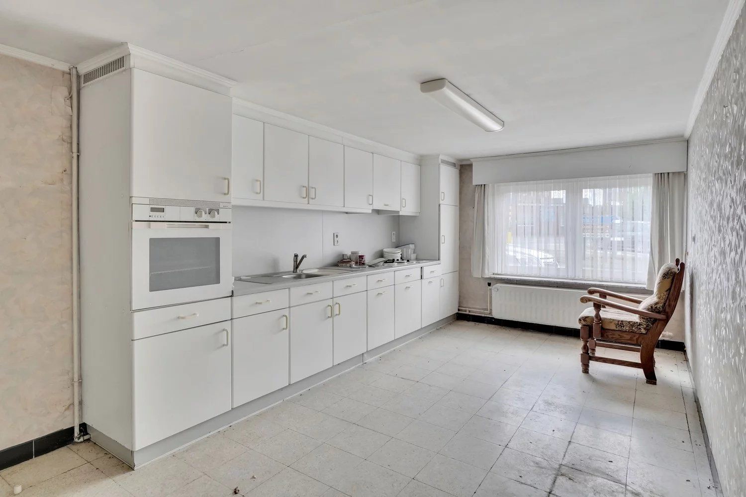 Hoeve op ruim perceel met extra bouwgrond foto 14