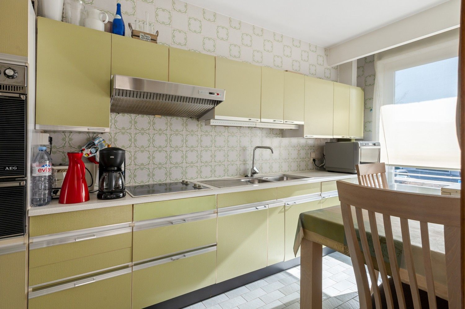 Appartement met 2 slaapkamers en terras in Merksem! foto 11