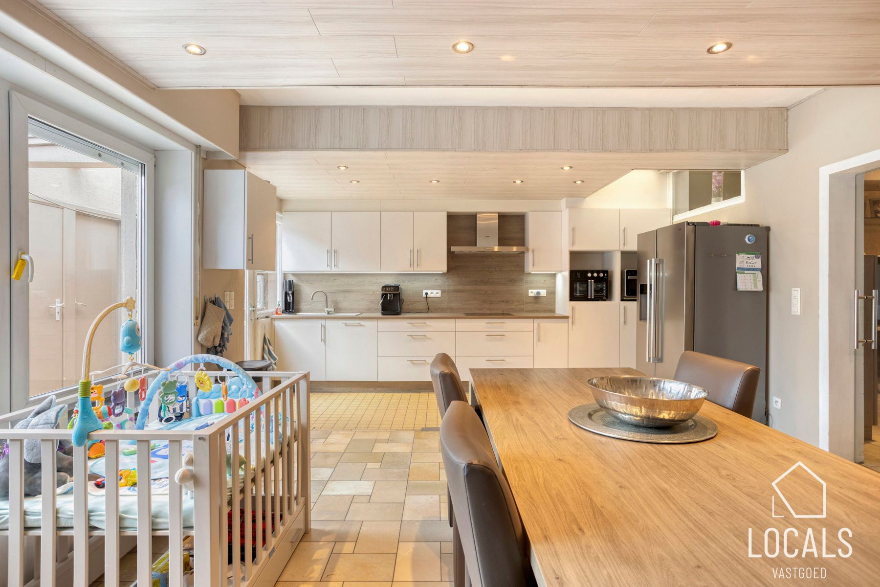 INSTAPKLARE WONING MET 4 SLAAPKAMERS  + TUIN EN GARAGE foto 10