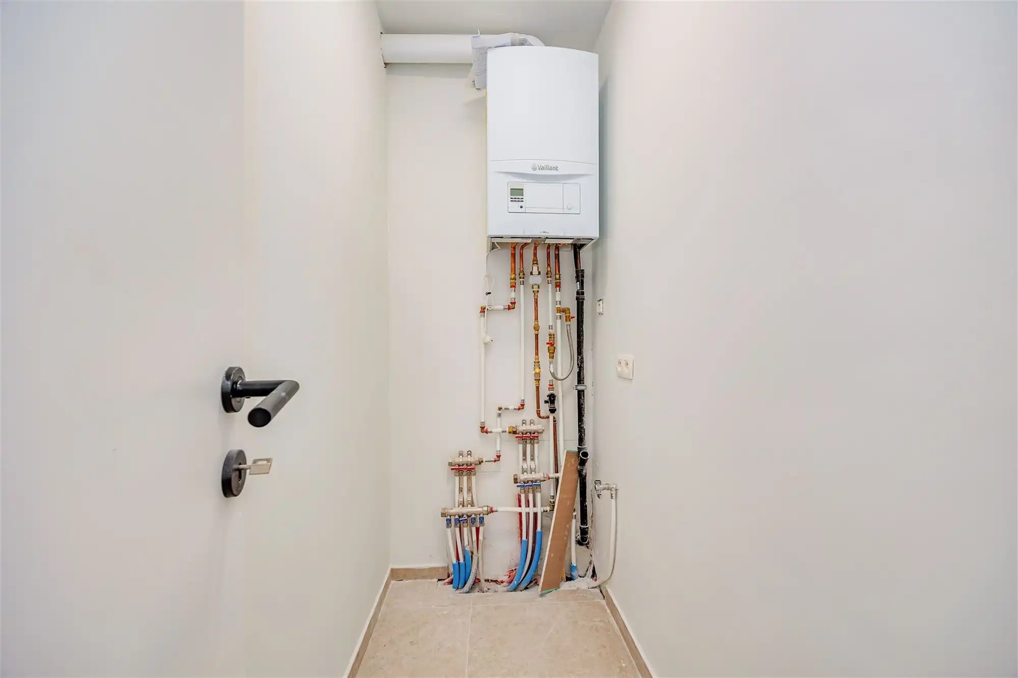 Gelijkvloers instapklaar appartement met tuin foto 9