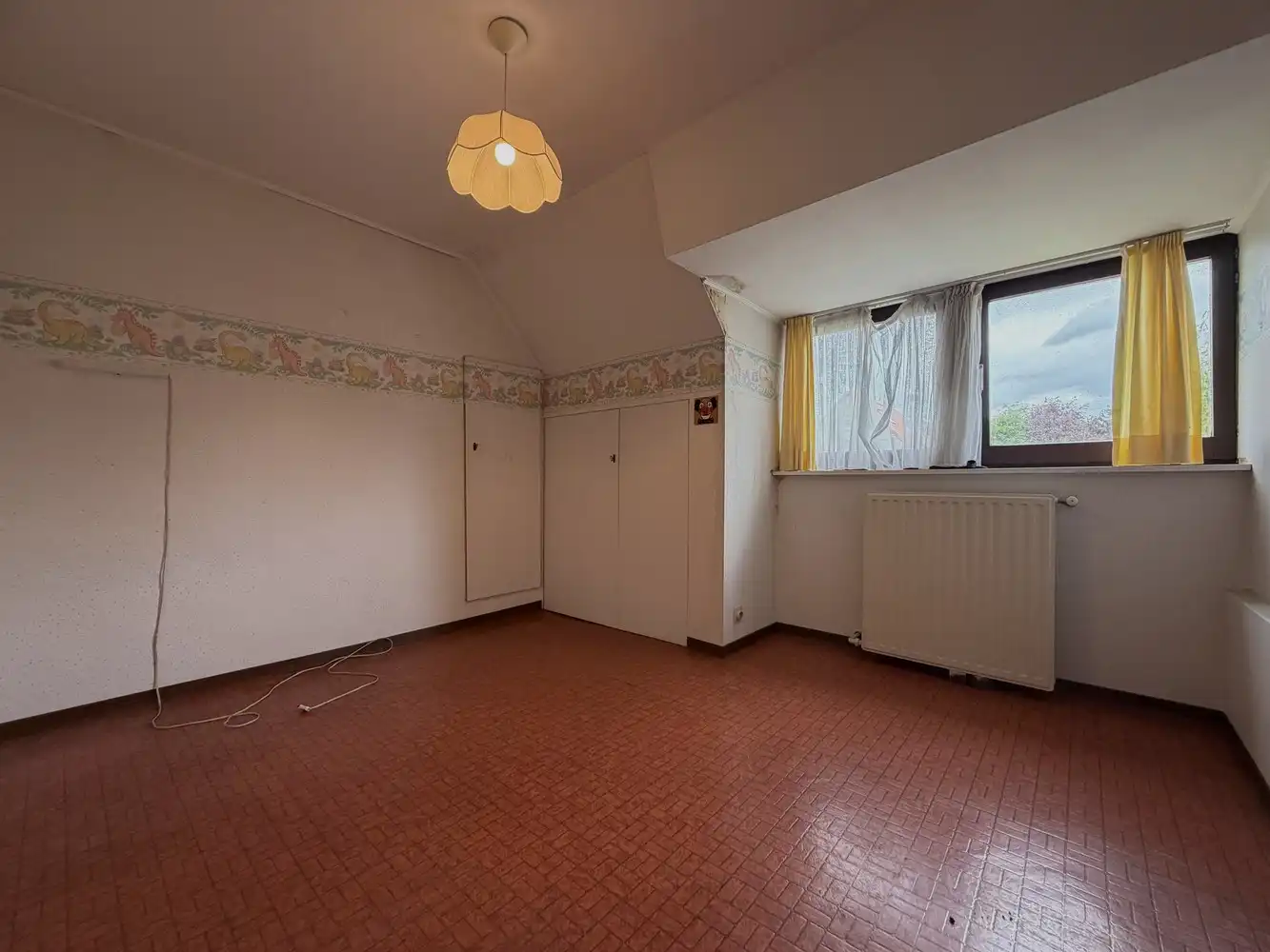 Op te frissen alleenstaande woning met riante tuin foto 19