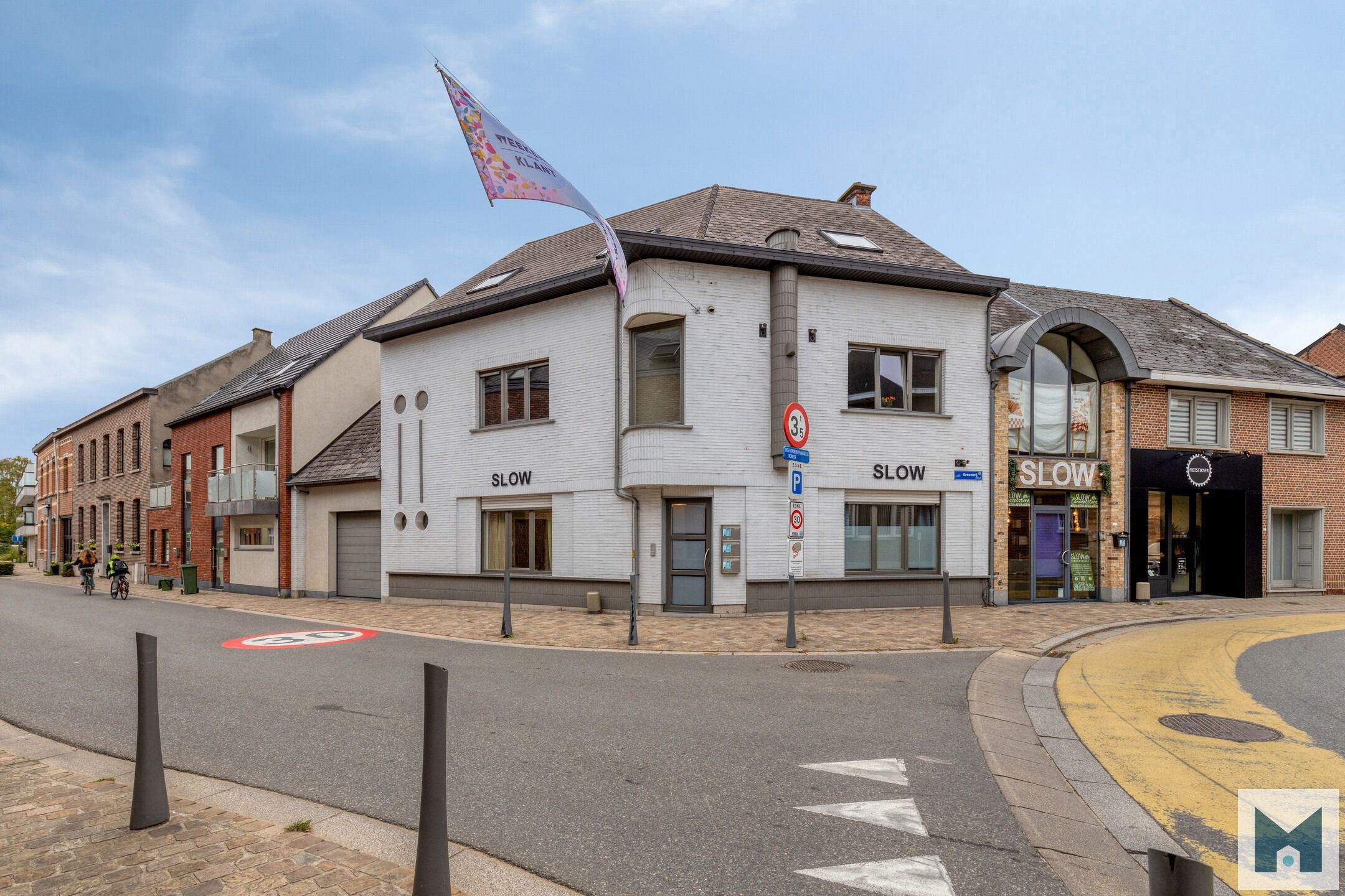 Lichtrijk, modern glvs app. met 2 slpks te Steenhuffel!  foto {{pictureIndex}}