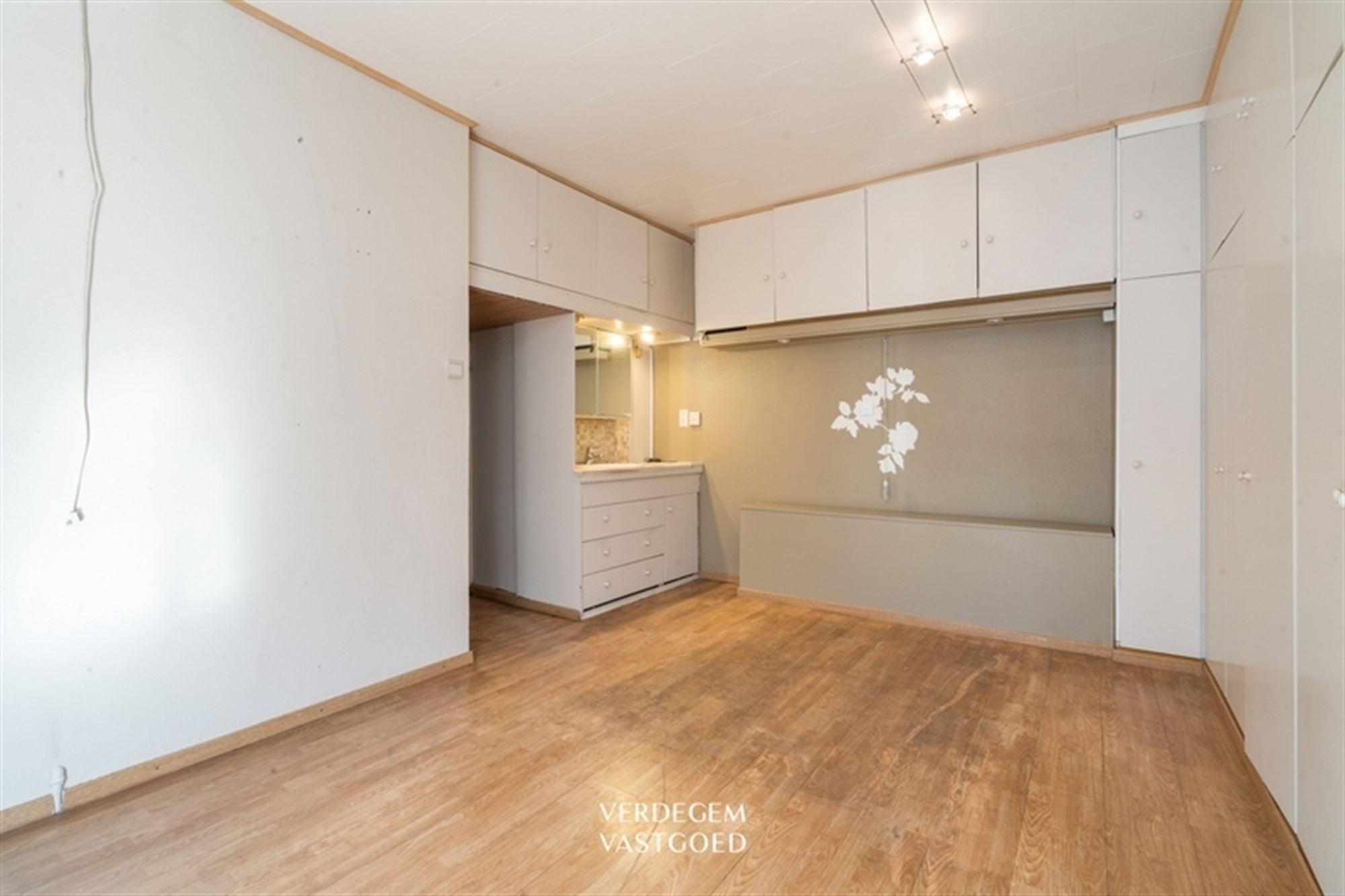 Te renoveren bungalow met 3 slaapkamers in fijne woonwijk foto 10