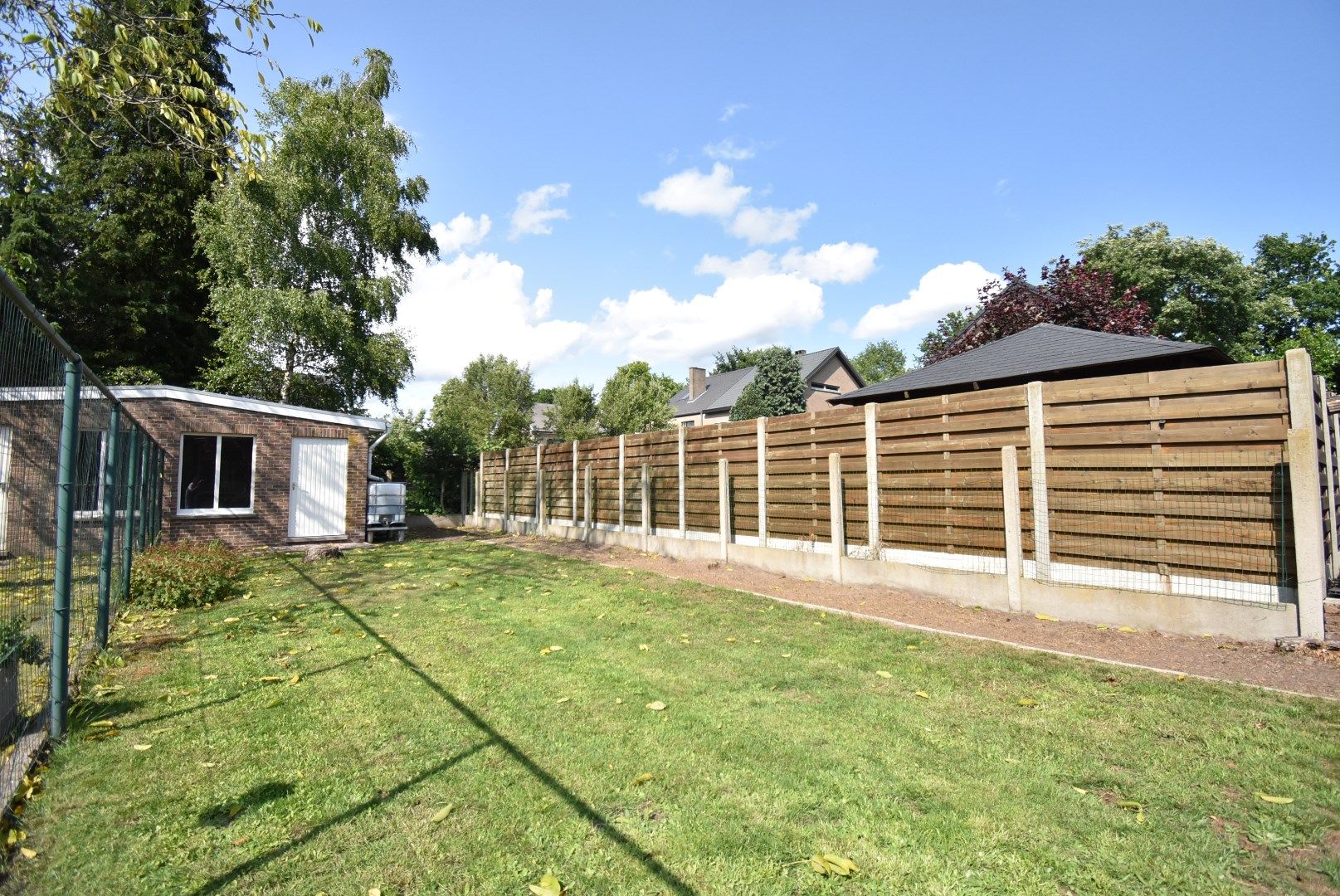 Ruime woning in Kiewit met 8 slaapkamers en gezellige tuin foto 12