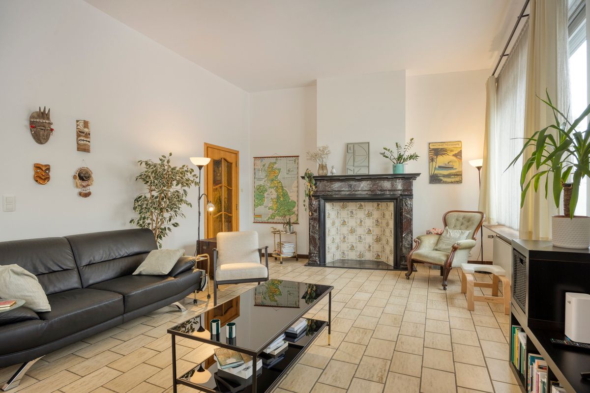 Charmant en ruim appartement met stadstuin foto 5