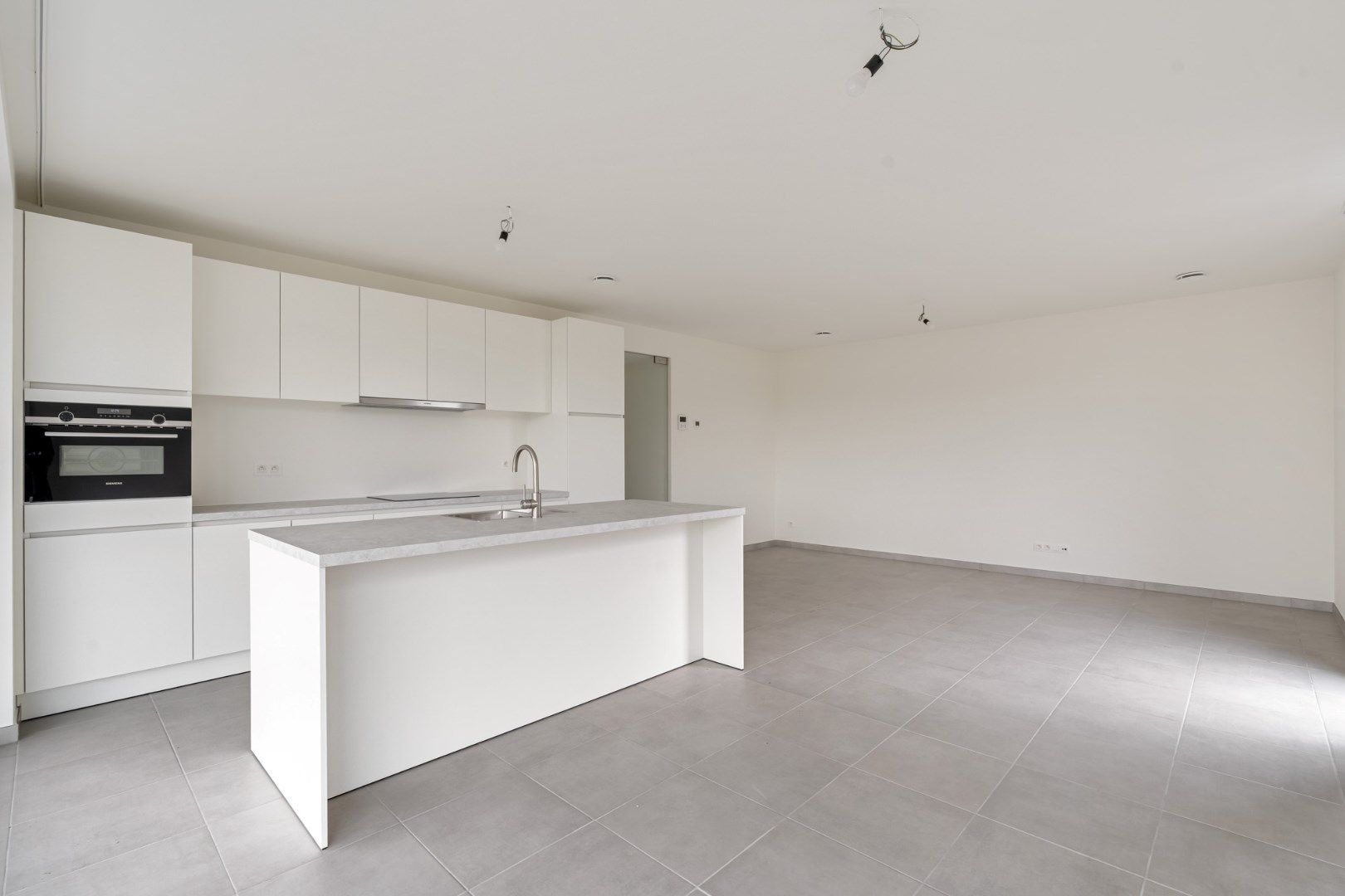 Mooi nieuwbouw appartement op de eerste verdieping met 3 slaapkamers en mooi terras in Zonhoven-centrum foto 11