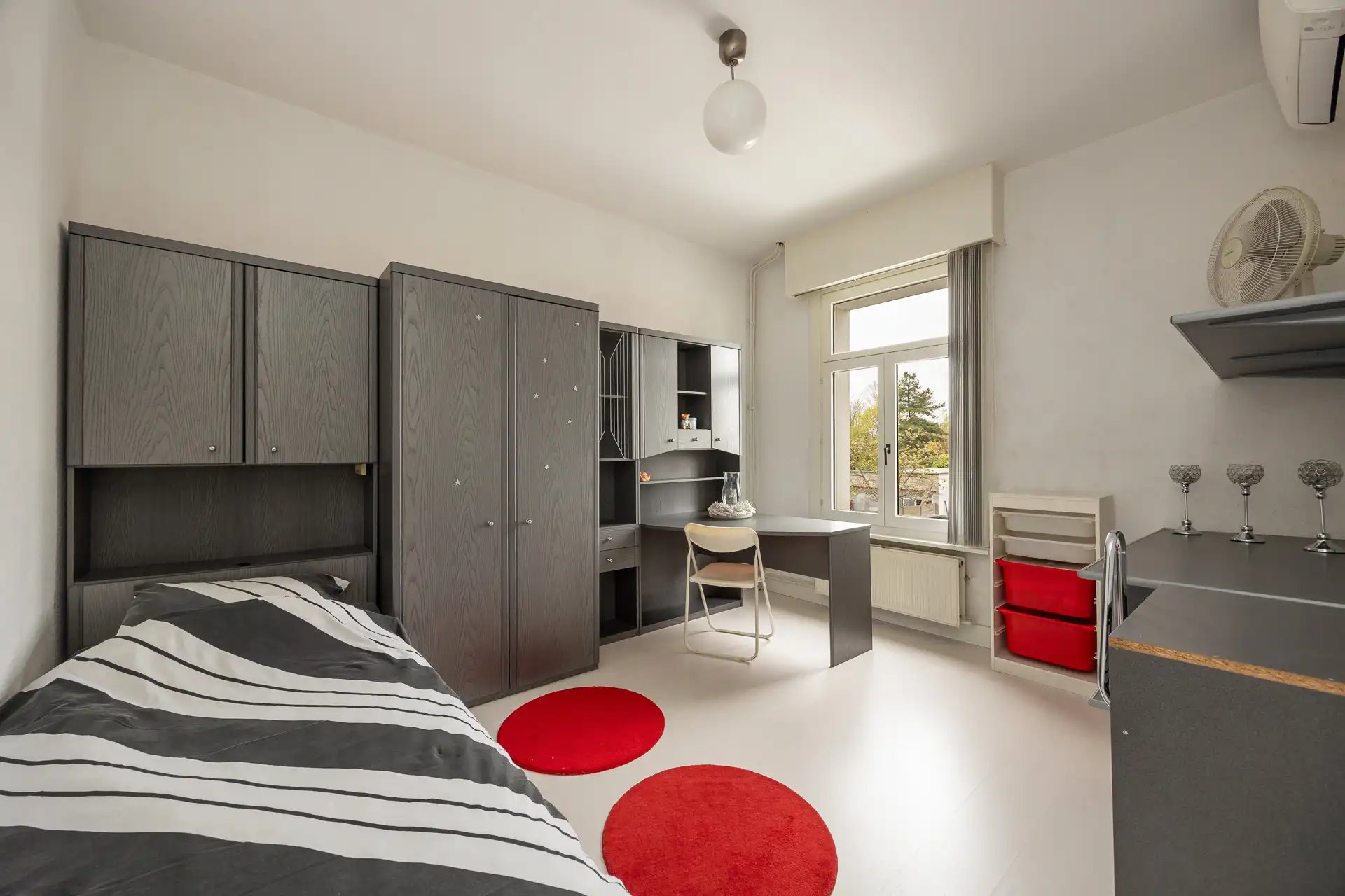 Perfect onderhouden woning: 3 slaapkamers, garage & ZW-tuin. foto 15