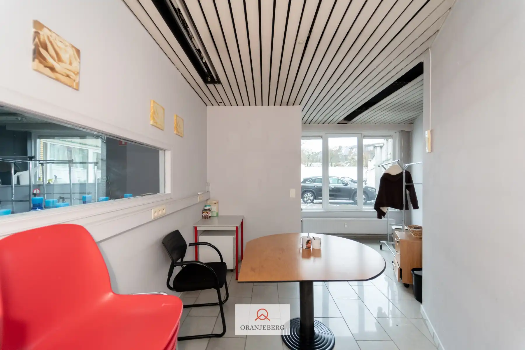 Energiezuinig handelspand op commerciële ligging foto 27