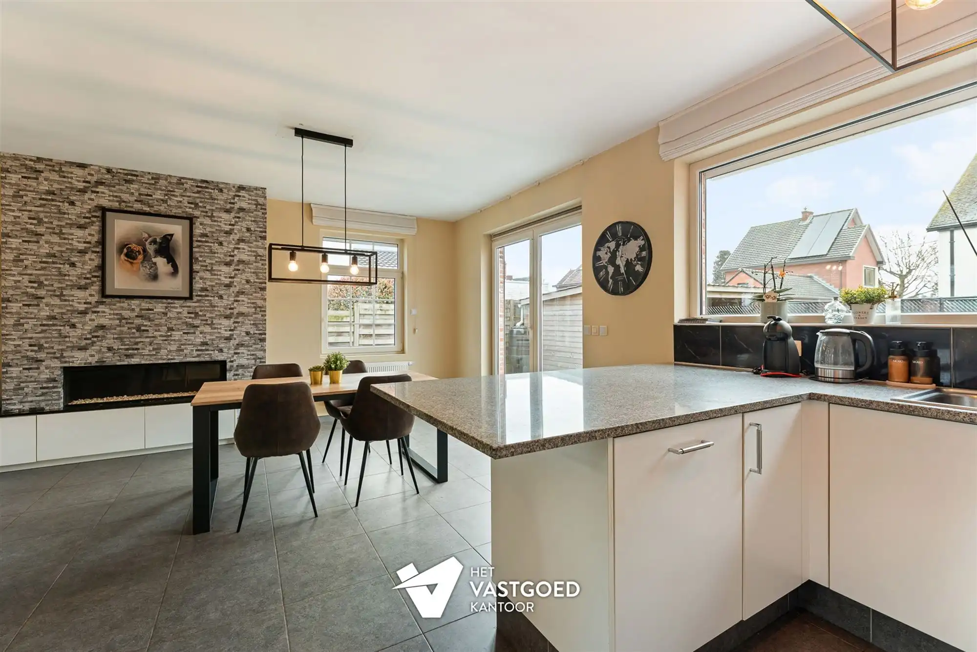 INSTAPKLARE WONING MET 4 SLAAPKAMERS RUSTIG GELEGEN TE LEOPOLDSBURG foto 9