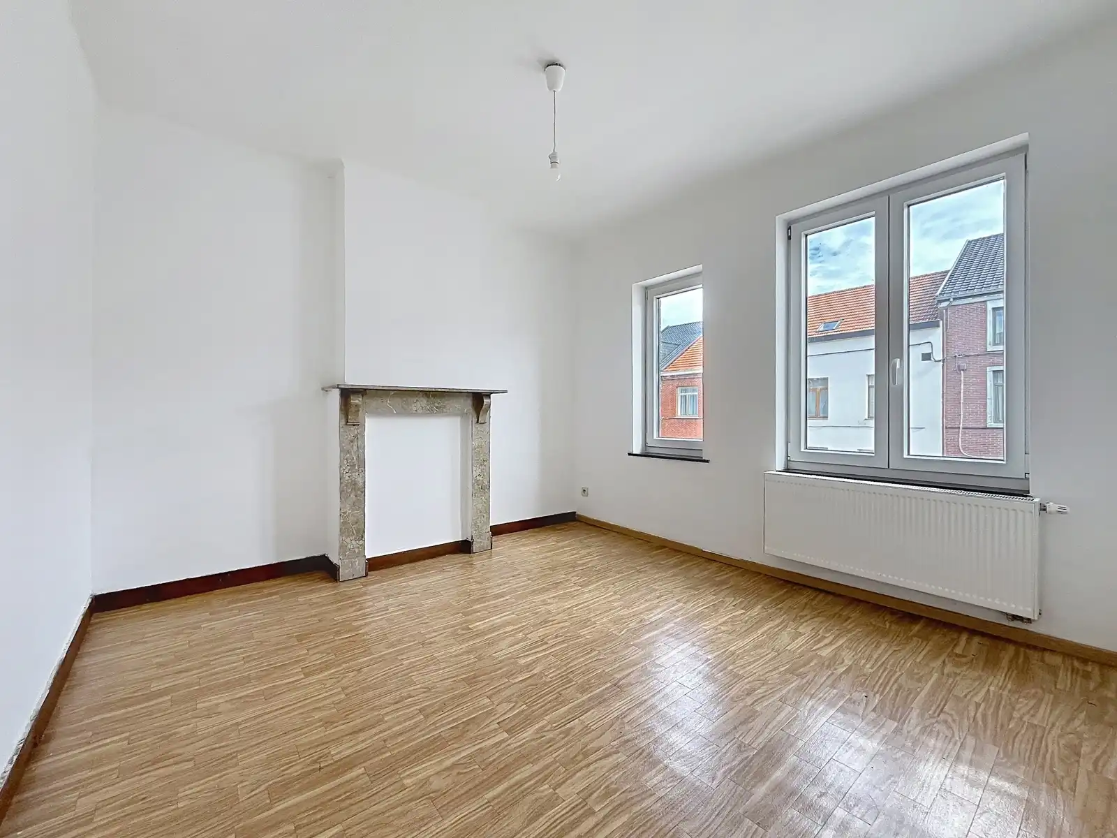 Rijwoning op een goede locatie met 3 slpks  foto 15