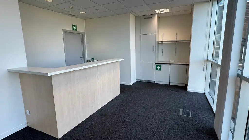 Standalone kantoorgebouw te koop langs R4 in Merelbeke-Melle foto 22