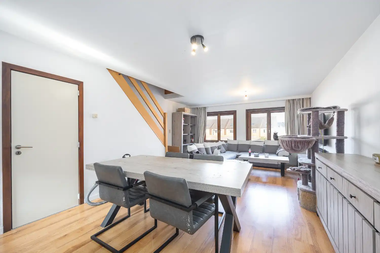 Hoofdfoto van de publicatie: Gezellige duplex met 2 slaapkamers in Oostende