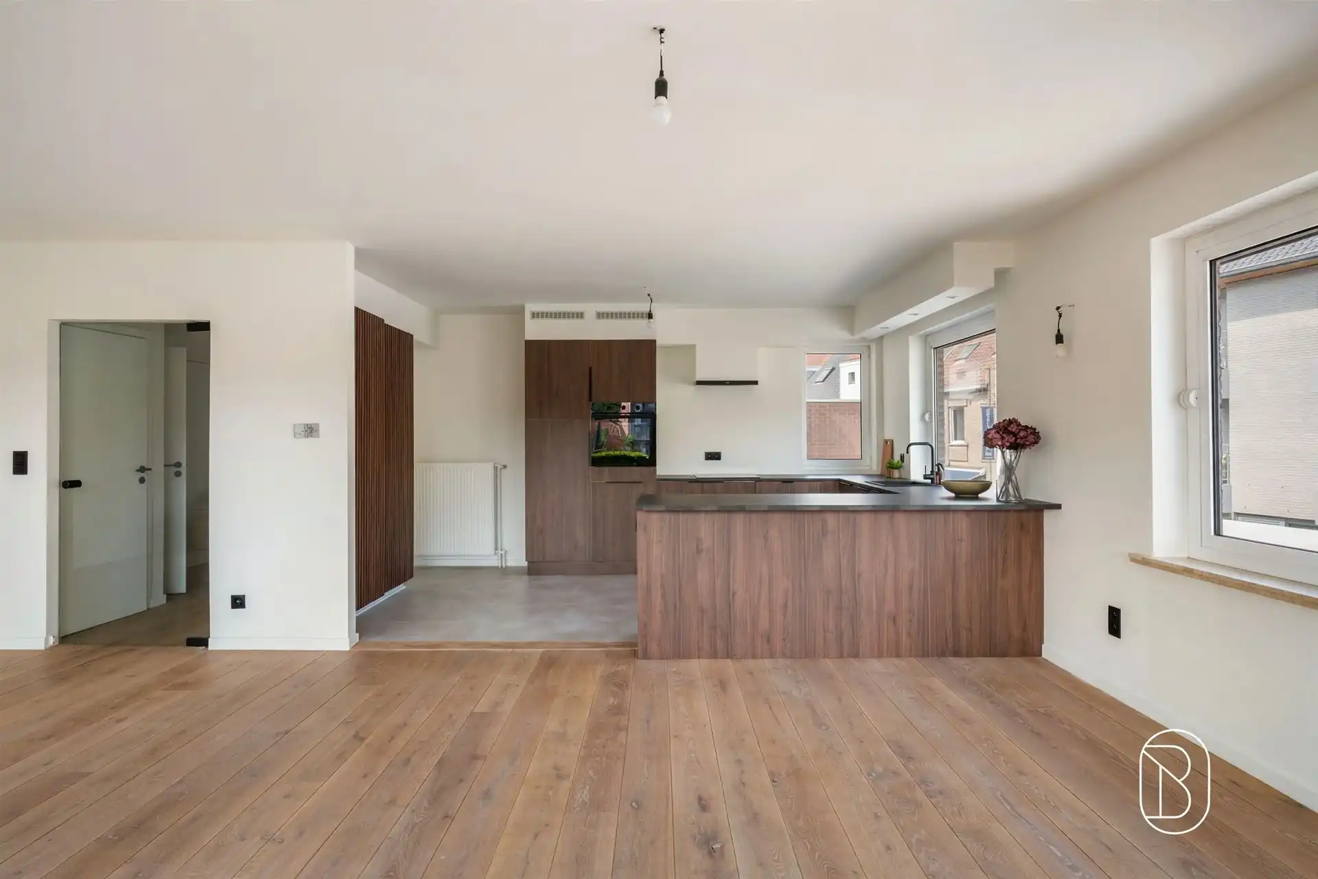 Stijlvol gerenoveerd appartement in het centrum! foto 9