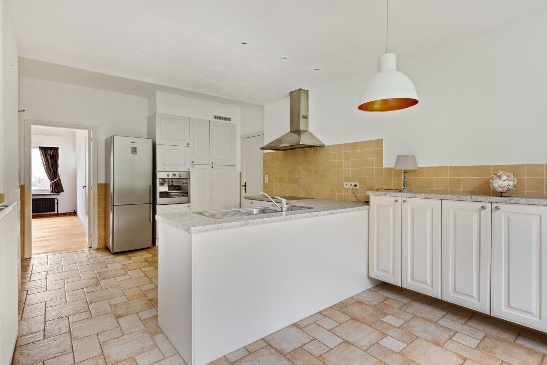 Charmante villa in ’s-Gravenwezel op 1.755m² foto 10