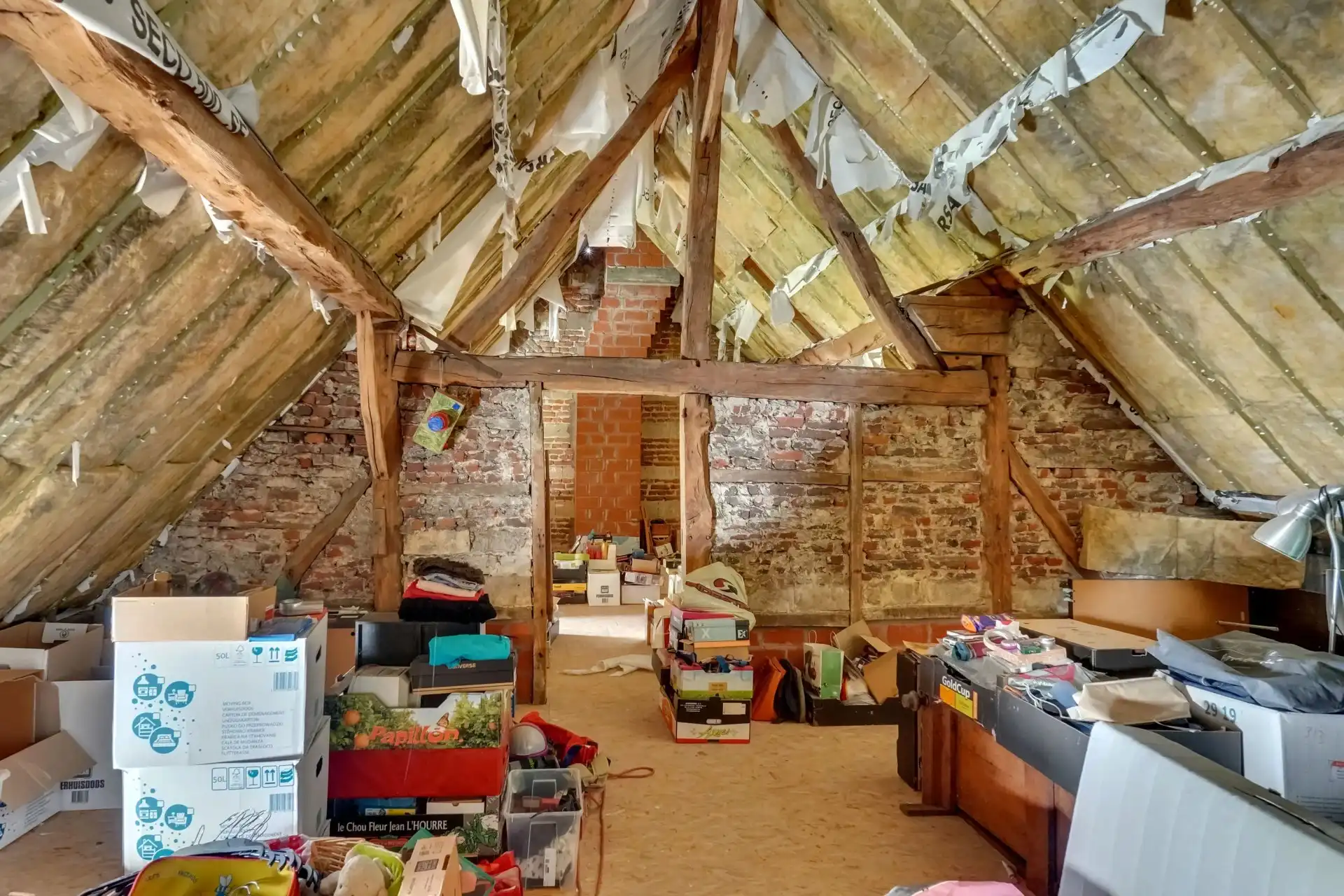 Karaktervolle vierkantshoeve met 5 slaapkamers en prachtige binnenkoer foto 19