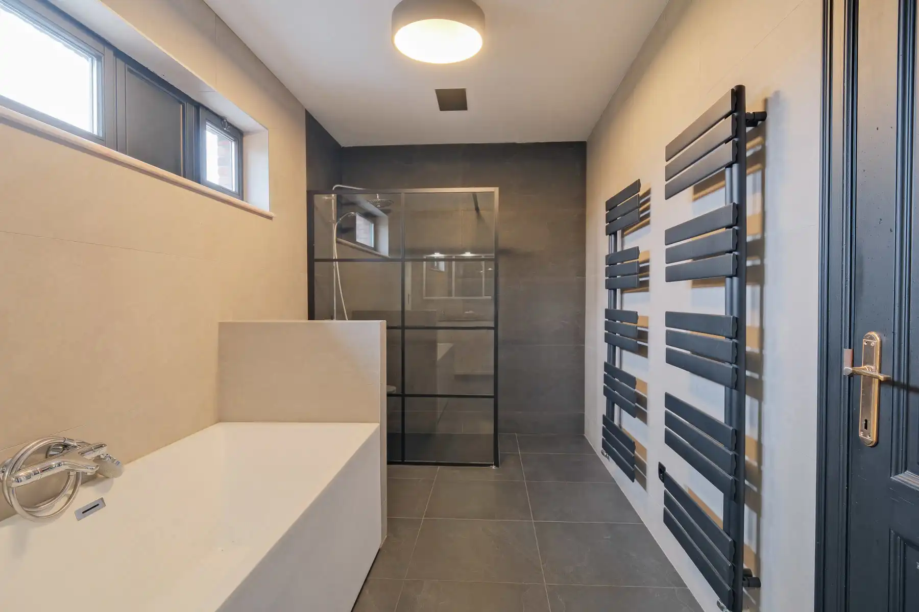 Villa te koop foto 18