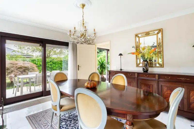 Stijlvolle villa op toplocatie, een zee van ruimte, privacy! foto 7