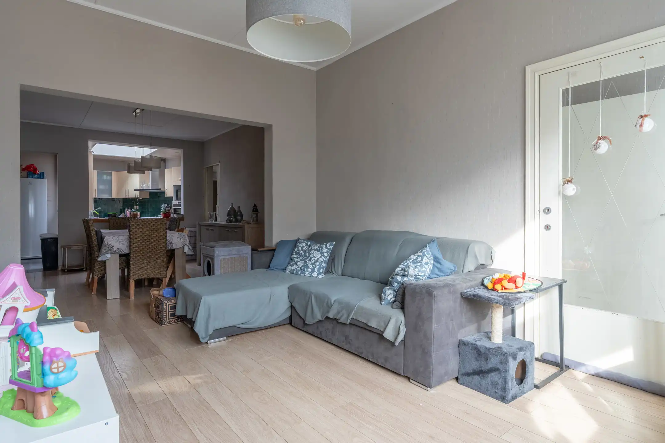 Gerenoveerde woning met 3slpk nabij centrum Turnhout foto 4