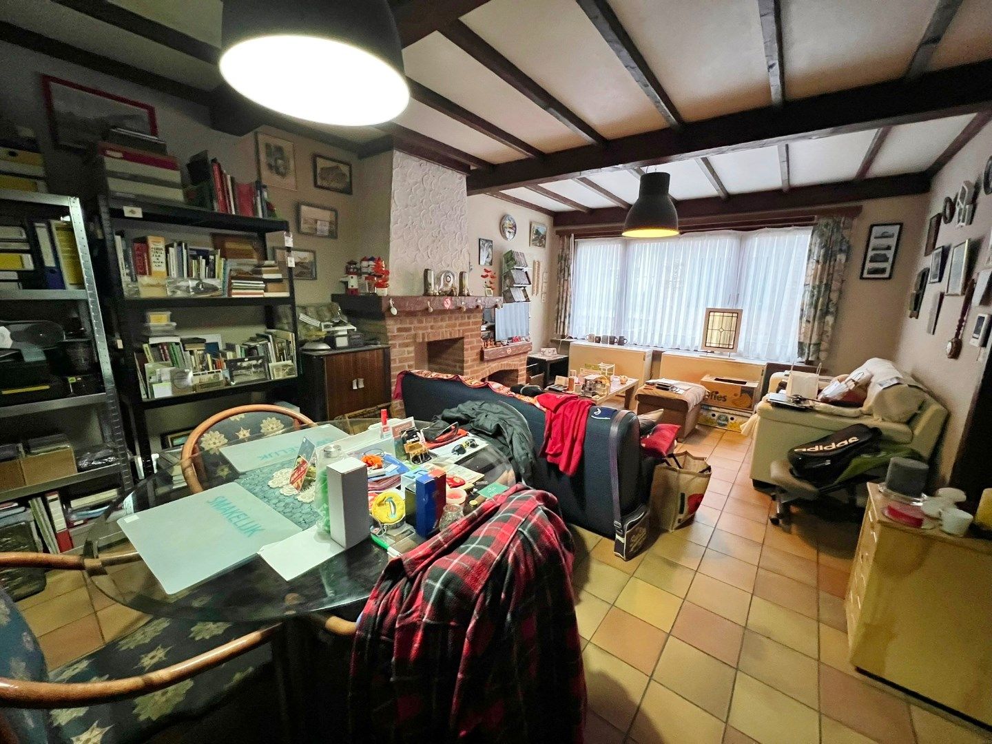 Opbrengsteigendom met appartement en 4 garages op TOPLIGGING! foto 4