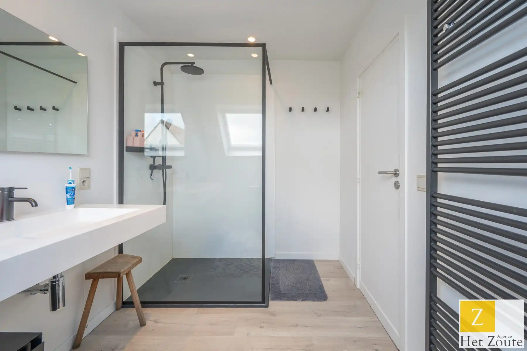 Twee ruime villa’s op één groot perceel (5.460 m²) te Knokke foto 16