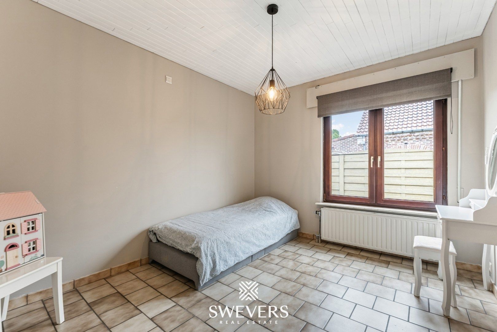 Instapklare gezinswoning met 5 slaapkamers en zonnige tuin te Genk foto 15