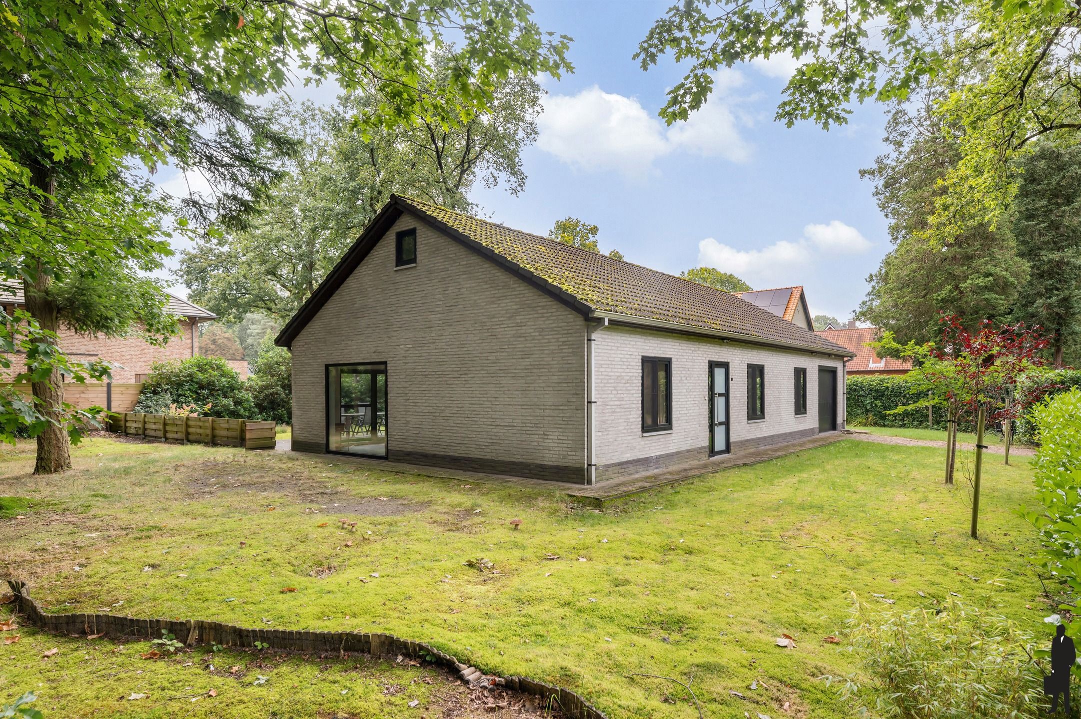 Instapklare villa met 3 ruime slaapkamers in een rustige, groene buurt, vlakbij het centrum van Heide te huren voor 1 jaar! foto 12