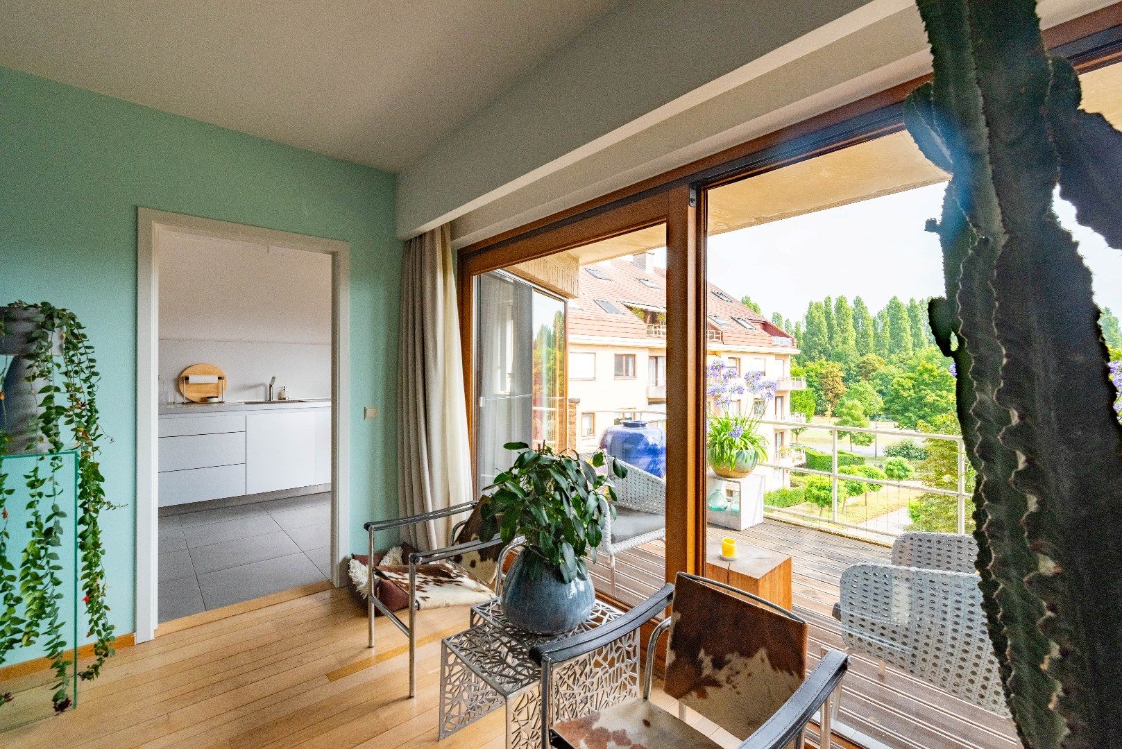 Ruim appartement met terras foto 10