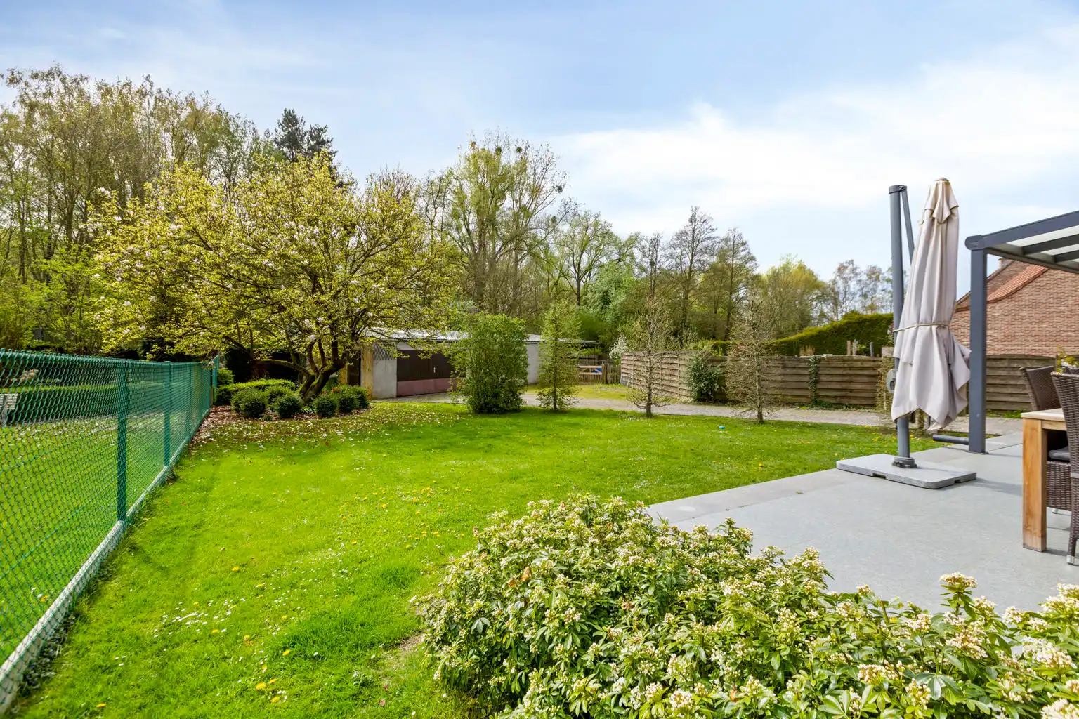 Mooie, recente woonst met tuin op een rustige locatie  foto 23