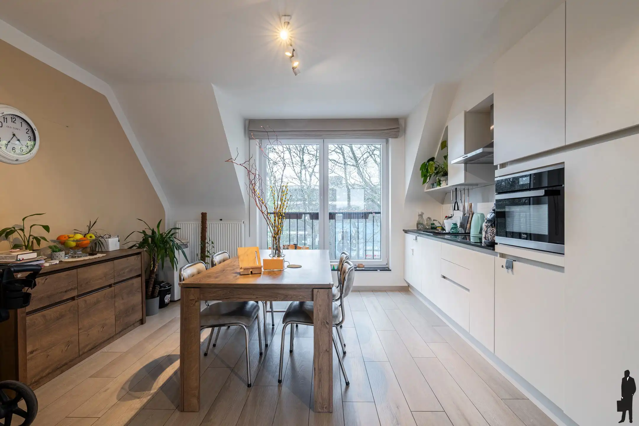 Instapklaar appartement met 2 slaapkamers en zonnig terras foto 6