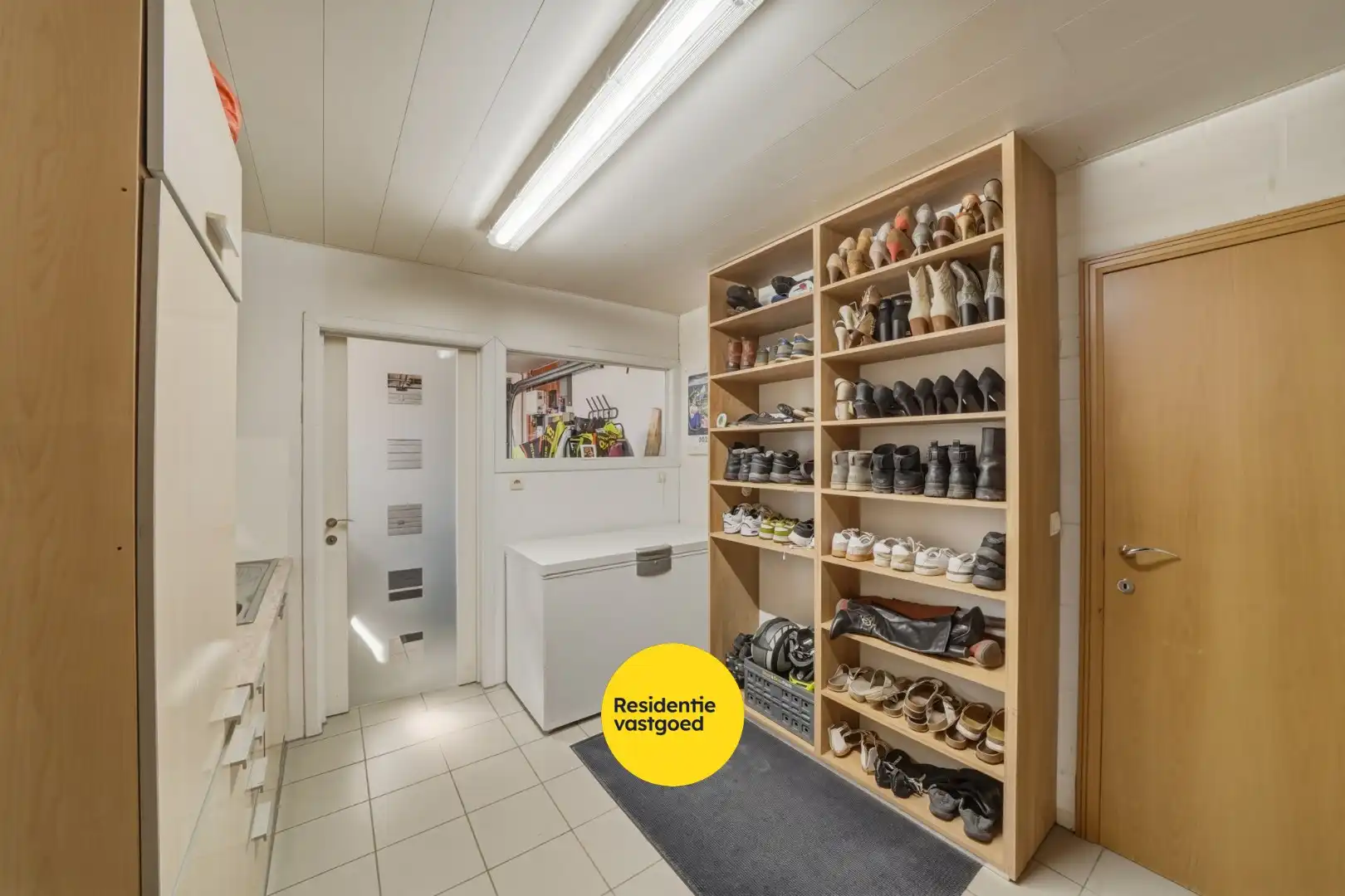 Ruime alleenstaande woning nabij zee en strand! foto 29