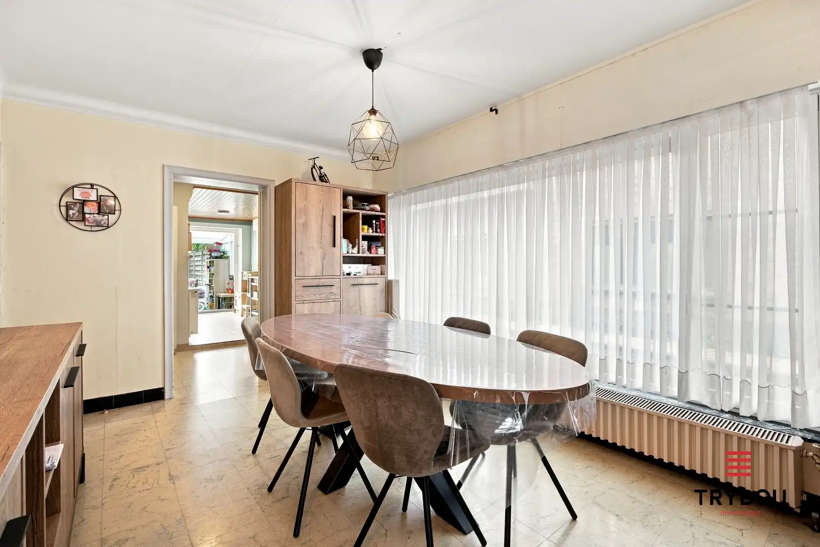 Uitstekende gelegen woning met loods en tuin!  foto 10
