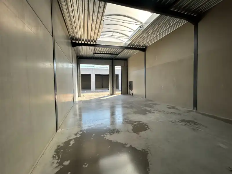 Multifunctionele bedrijfsunit van 112,5 m² foto 2