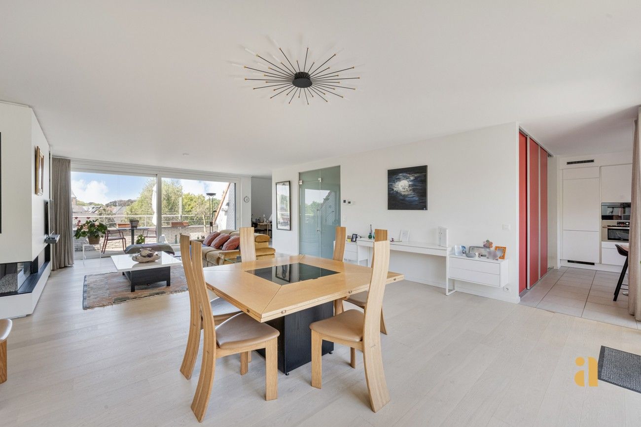 Uniek appartement met 2 terrassen én prachtig zicht foto 12