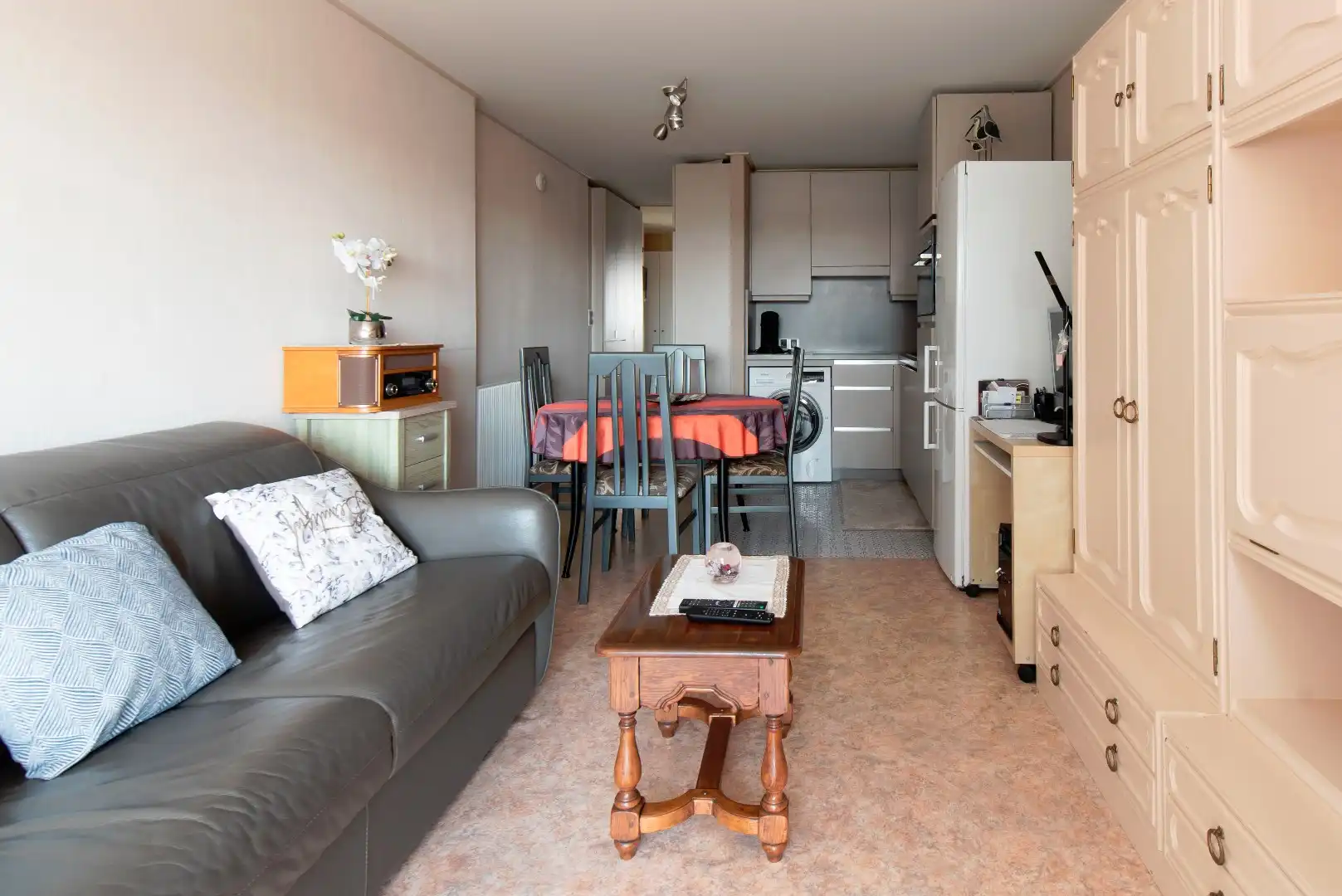 Zeer gezellig en lichtrijk appartement op de eerste verdieping  foto 11