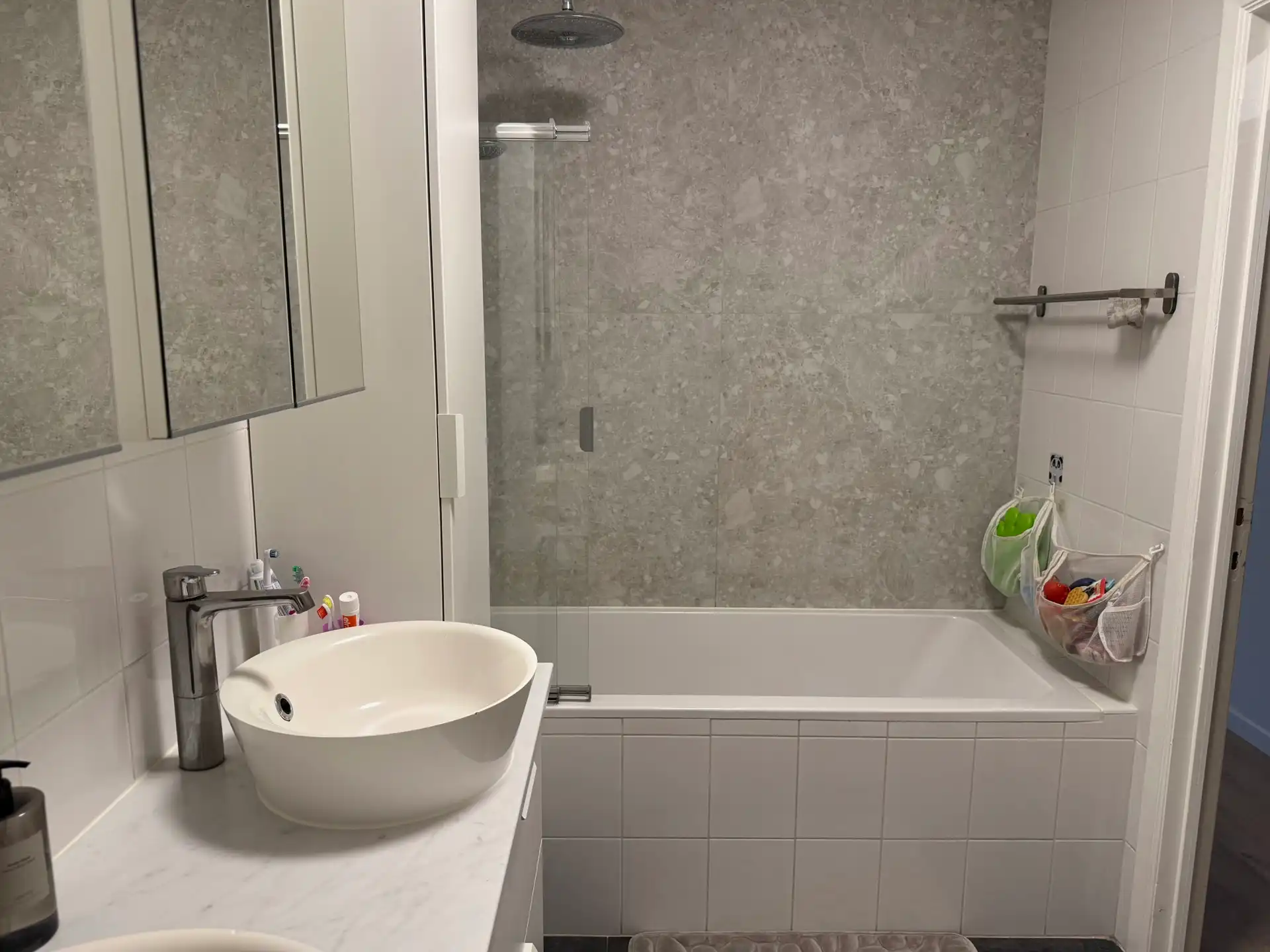 Instapklaar 3-slaapkamerappartement van 113 m² met garagebox foto 7