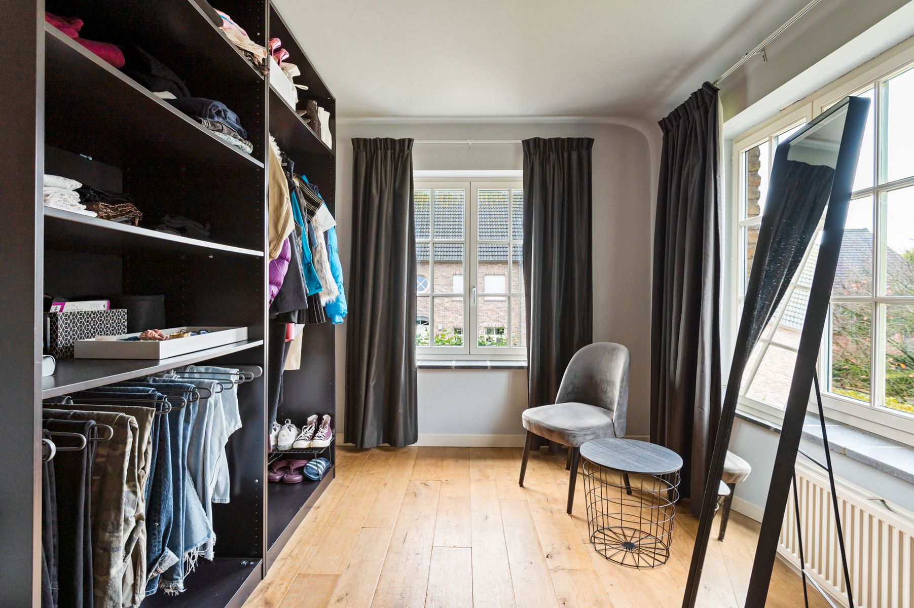 Hoogwaardig afgewerkte woning met bijgebouw op 587 m2  foto 27