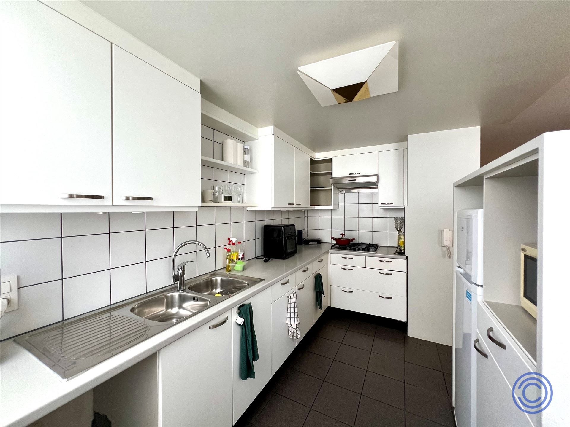 Prachtig, energiezuinig 2 slpk appartement met terras! foto 3