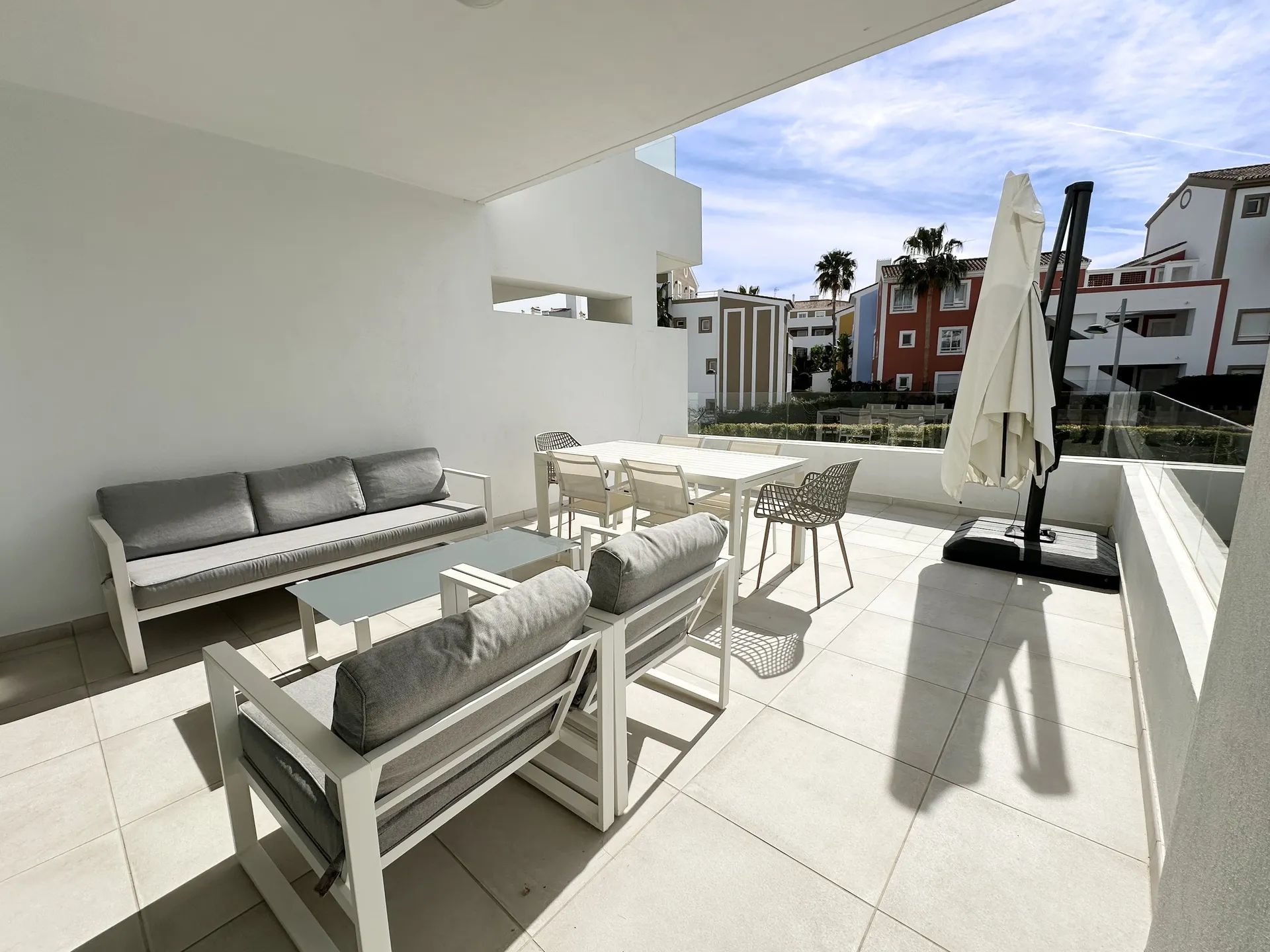 Prachtig appartement in Estepona - geweldige kans! foto 6