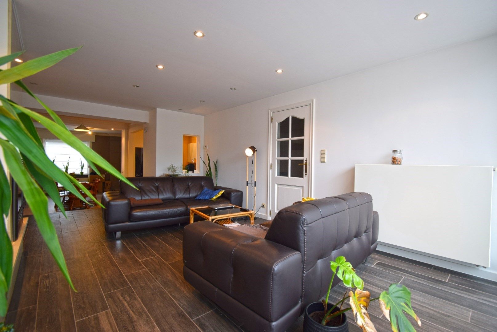 KARAKTERVOLLE WONING MET STADSTUIN foto 5