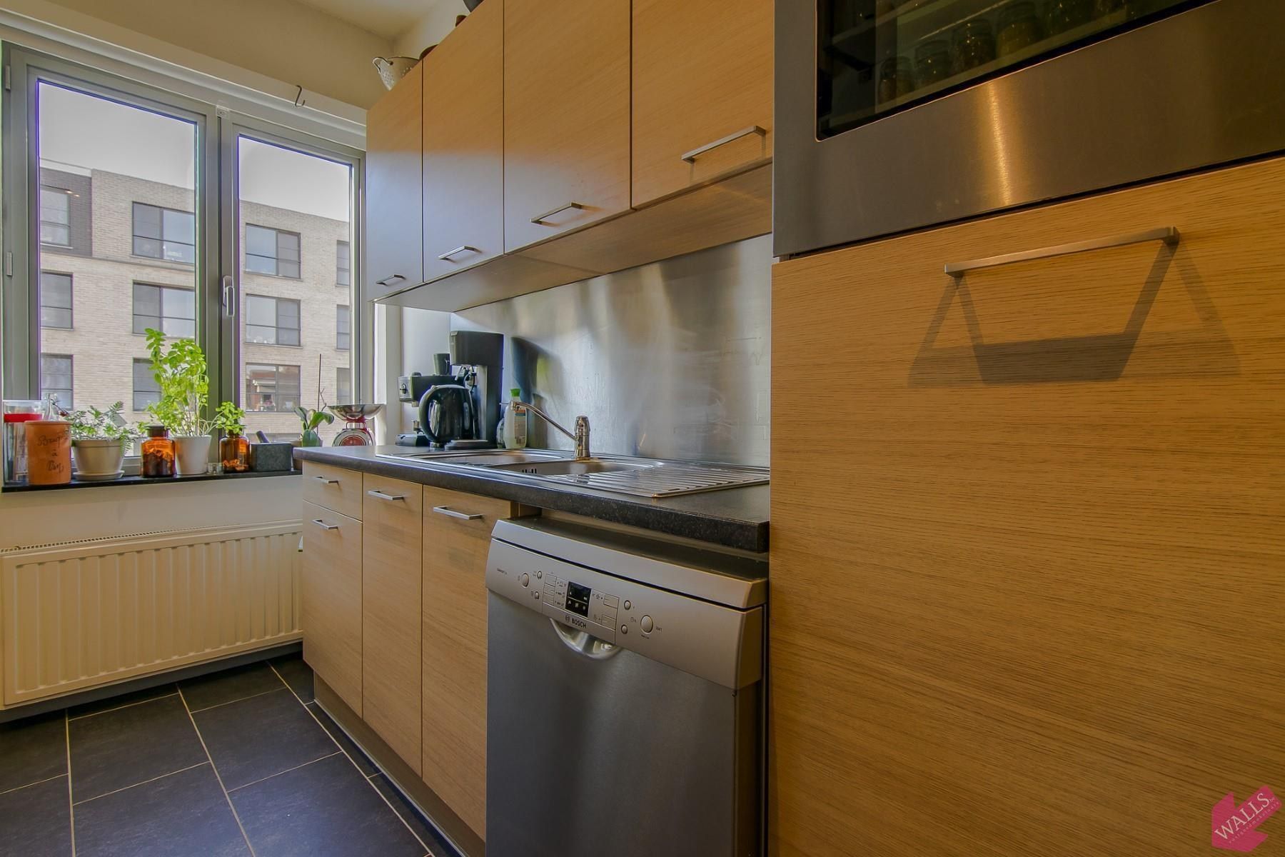 Charmant appartement met 2 grote slaapkamers foto 5